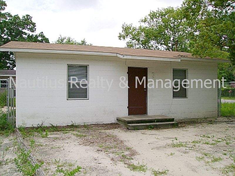 1913 16th St in Panama City, FL - Building Photo