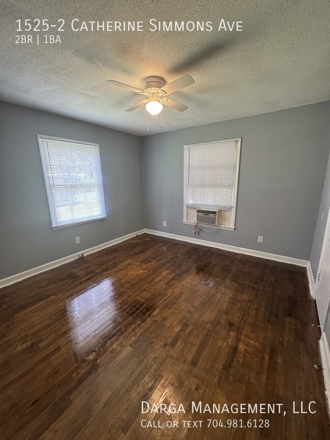 1525 Catherine Simmons Ave in Charlotte, NC - Building Photo - Building Photo