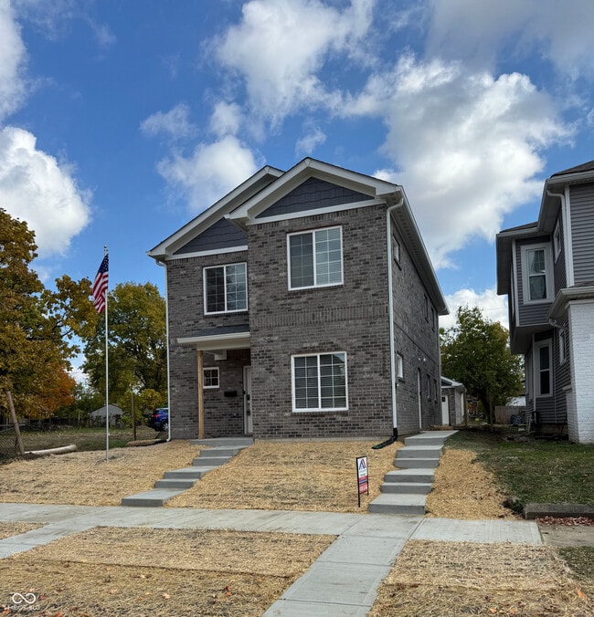 property at 227 N Hamilton Ave