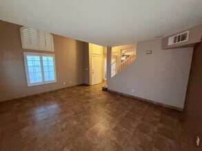 456 Temple Canyon Pl in Henderson, NV - Building Photo - Building Photo