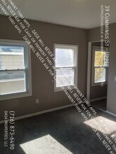 39 Cummings St-Unit -Upper in Rochester, NY - Building Photo - Building Photo