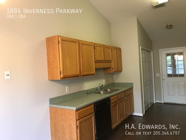 1884 Inverness Pkwy in Tuscaloosa, AL - Building Photo - Building Photo