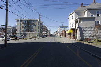 114 University Ave in Lowell, MA - Building Photo - Building Photo