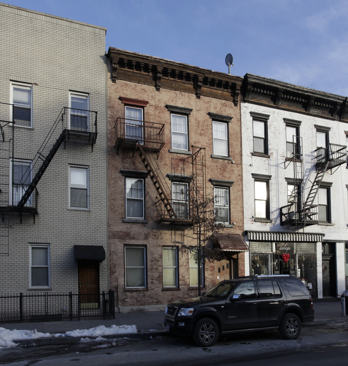 152 Franklin St in Brooklyn, NY - Building Photo