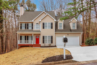 3055 Heather Stone Way in Lawrenceville, GA - Foto de edificio - Building Photo