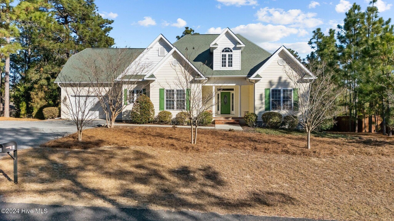 6 Bay Ct in Pinehurst, NC - Building Photo