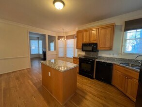 1304 Groveland Trl in Greensboro, NC - Building Photo - Building Photo