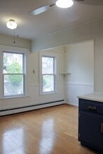 651 Quinnipiac Ave, Unit 2 in New Haven, CT - Building Photo - Building Photo