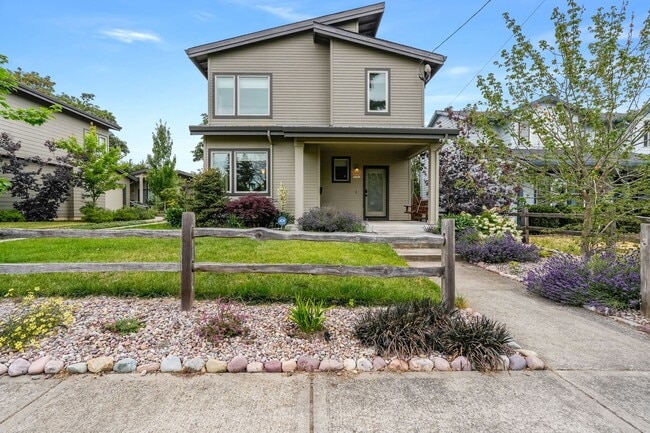 property at 7035 SE Sherrett St