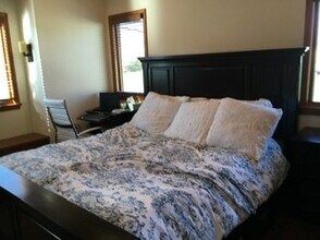 Beautiful Apartment with Custom Kitchen in Santa Monica, CA - Foto de edificio - Building Photo