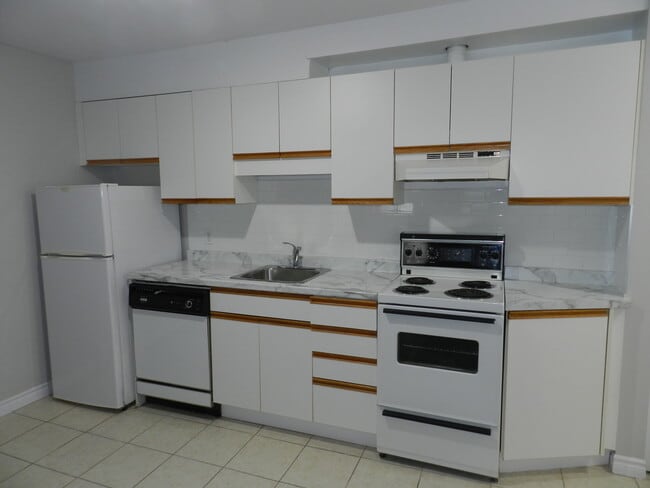 3034 Windsor St in Halifax, NS - Building Photo - Building Photo