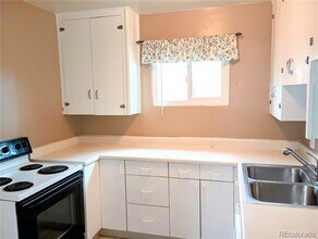 1927 Alpine Dr in Colorado Springs, CO - Building Photo - Building Photo