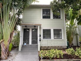 534 11th Ave N in St. Petersburg, FL - Building Photo