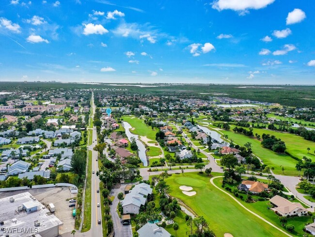 16710 Partridge Place Rd in Ft. Myers, FL - Foto de edificio - Building Photo