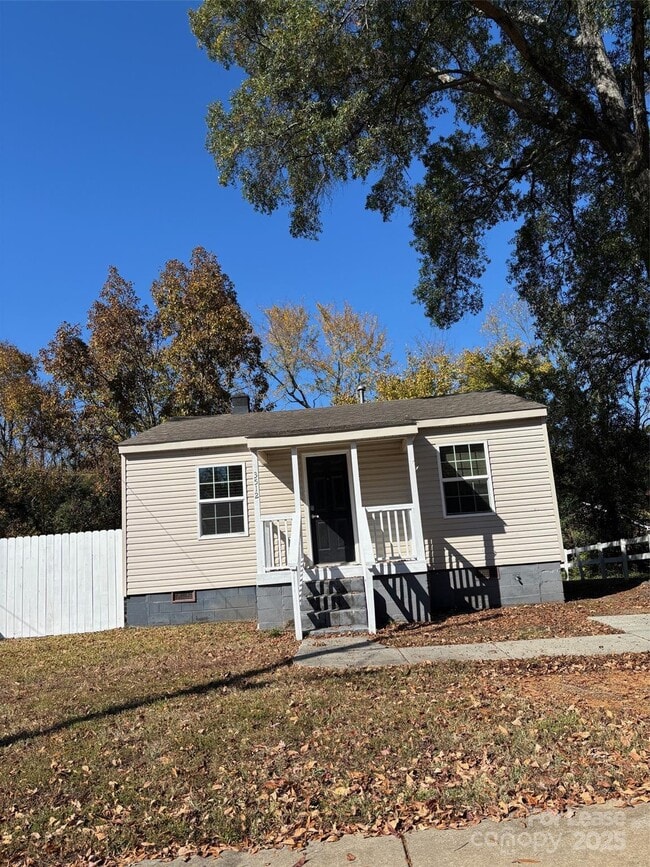 3512 Jonquil St in Charlotte, NC - Building Photo - Building Photo