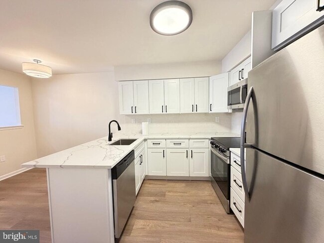 203 Jonathan Dr in North Wales, PA - Building Photo - Building Photo