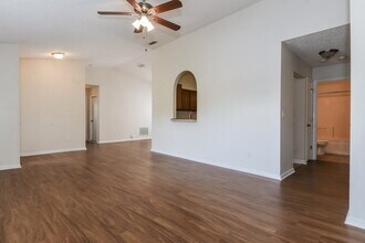 175 Nadia Michelle Ct S in Jacksonville, FL - Building Photo - Building Photo