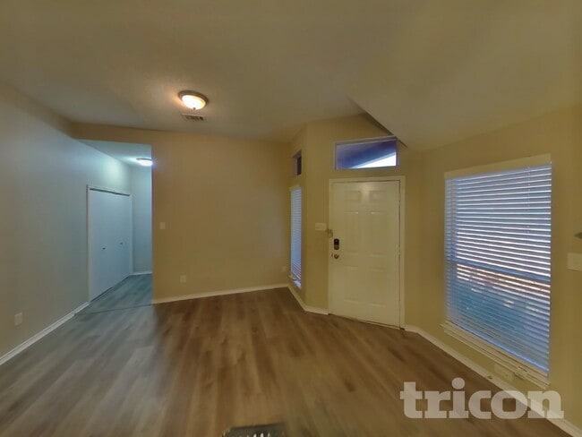 5208 Wolverton Ct in Garland, TX - Building Photo - Building Photo