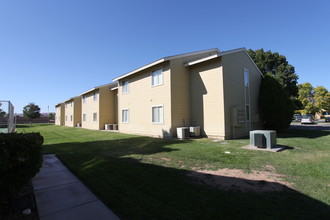 Desert Shade Apartments in Mesquite, NV - Foto de edificio - Building Photo