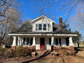 2181 Mamie May Rd in Franklinville, NC - Building Photo