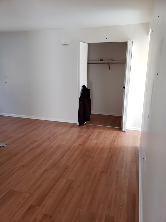 5015 Trent Rd-Unit -1 in Harrisburg, PA - Building Photo
