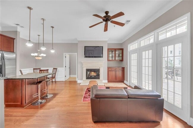 property at 11 Perimeter Center E