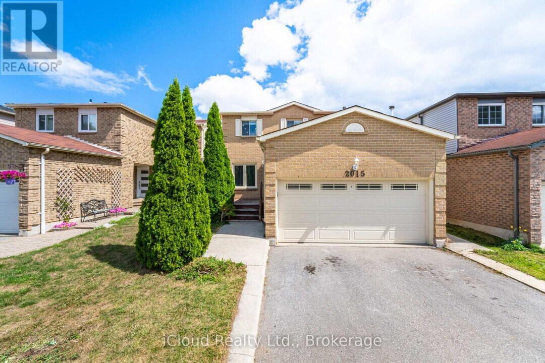 2015 Shay Dr in Pickering, ON - Building Photo