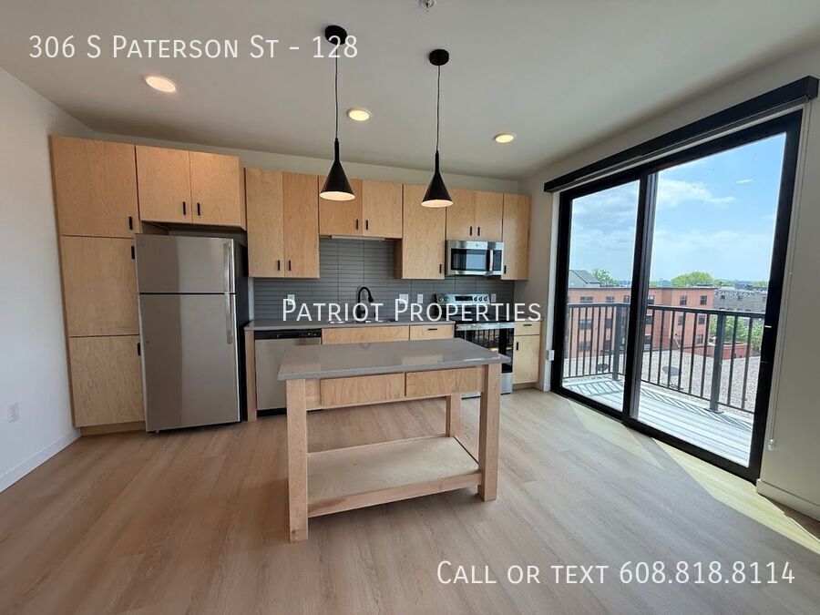 306 S Paterson St in Madison, WI - Building Photo