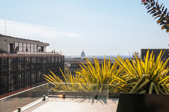 Margarite in Washington, DC - Foto de edificio - Building Photo