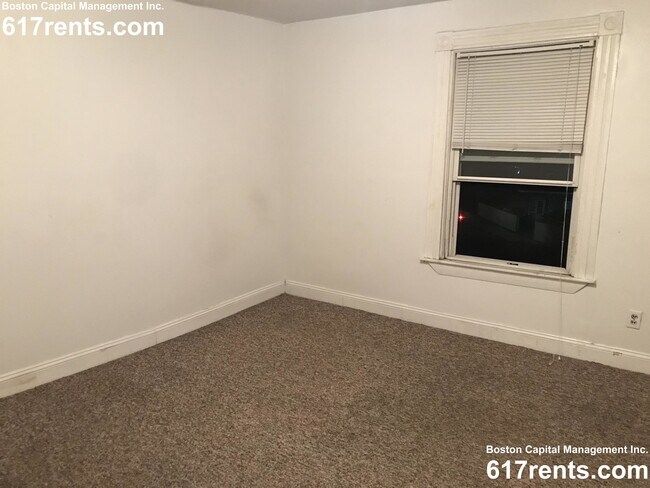 17A Gordon St, Unit A in Boston, MA - Foto de edificio - Building Photo