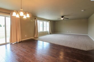 4311 St Paul Ln in Pasco, WA - Building Photo - Building Photo