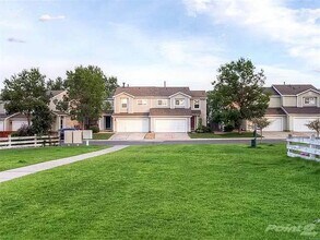 15942 E Nichols Ave in Englewood, CO - Building Photo - Building Photo