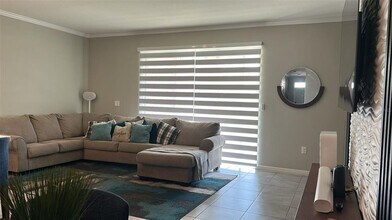 398 Feltrim Reserve Blvd in Davenport, FL - Building Photo - Building Photo
