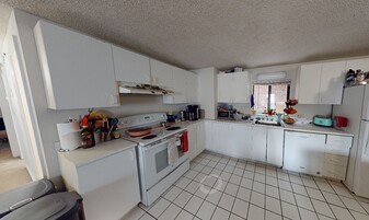 32 Elmer St, Unit 205T Apartamentos