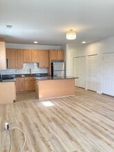 4642 S Woodlawn Ave, Unit 1S in Chicago, IL - Building Photo - Building Photo