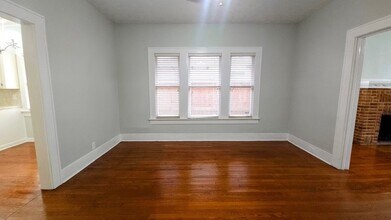 2039 W Main St in Houston, TX - Building Photo - Building Photo