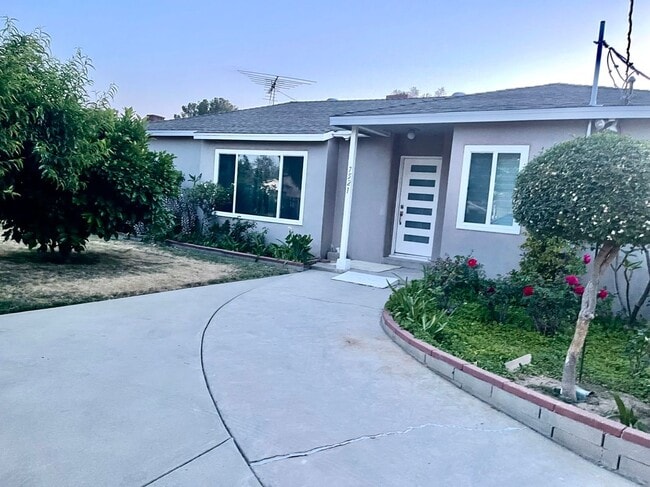 property at 7521 Amigo Ave