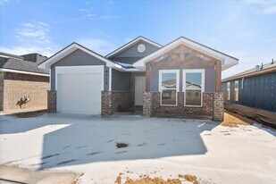 8319 24th St in Lubbock, TX - Building Photo