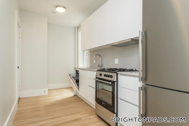 288 Chestnut Hill Ave, Unit 12A in Boston, MA - Building Photo - Building Photo