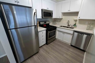 204 Washington Ave in Santa Monica, CA - Foto de edificio - Interior Photo