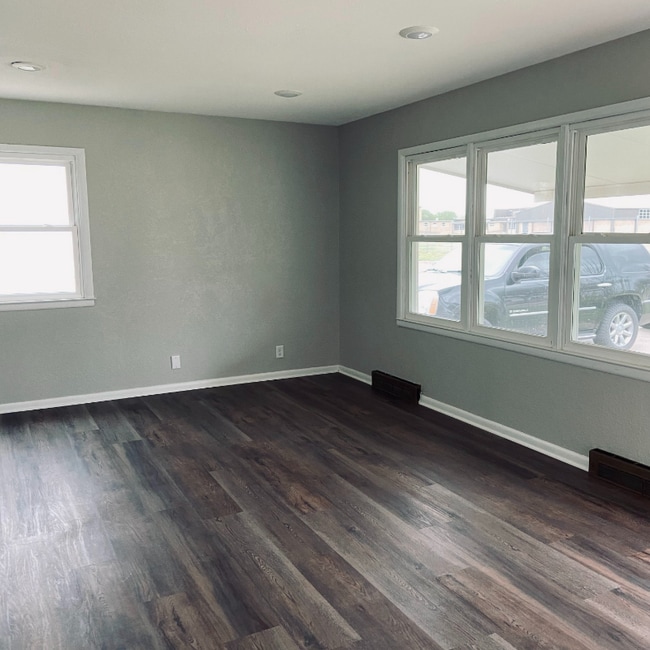 1621 Crawford St in Wichita, KS - Building Photo - Building Photo