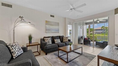 9582 Hemingway Ln in Ft. Myers, FL - Foto de edificio - Building Photo