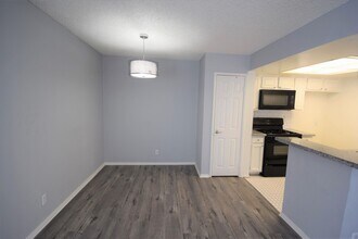 11416 Albers St in Los Angeles, CA - Building Photo - Building Photo