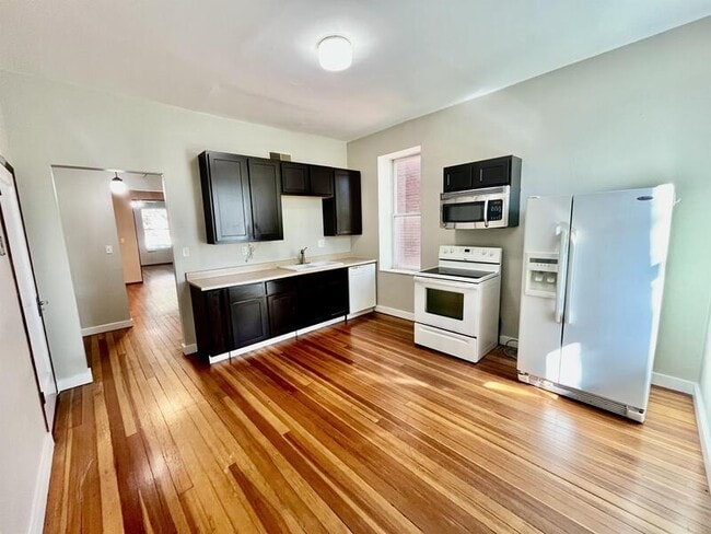 property at 3218 Cherokee St