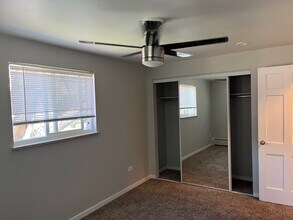 2351 S Locust St in Denver, CO - Building Photo - Building Photo