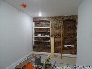 28 Fleet St in Boston, MA - Building Photo - Building Photo