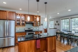 60 Red Gate Ln in Amherst, MA - Building Photo - Building Photo