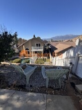 12025 Weeping Willow Ln in Fontana, CA - Building Photo - Building Photo