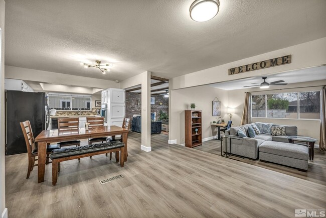 property at 1490 Foster Dr