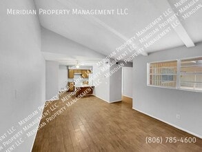 1708 Elkhart Ave in Lubbock, TX - Building Photo - Building Photo